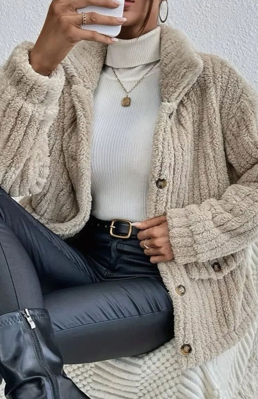 Madison | Women's Button-Front Teddy Fleece Jacket with Patch Pockets