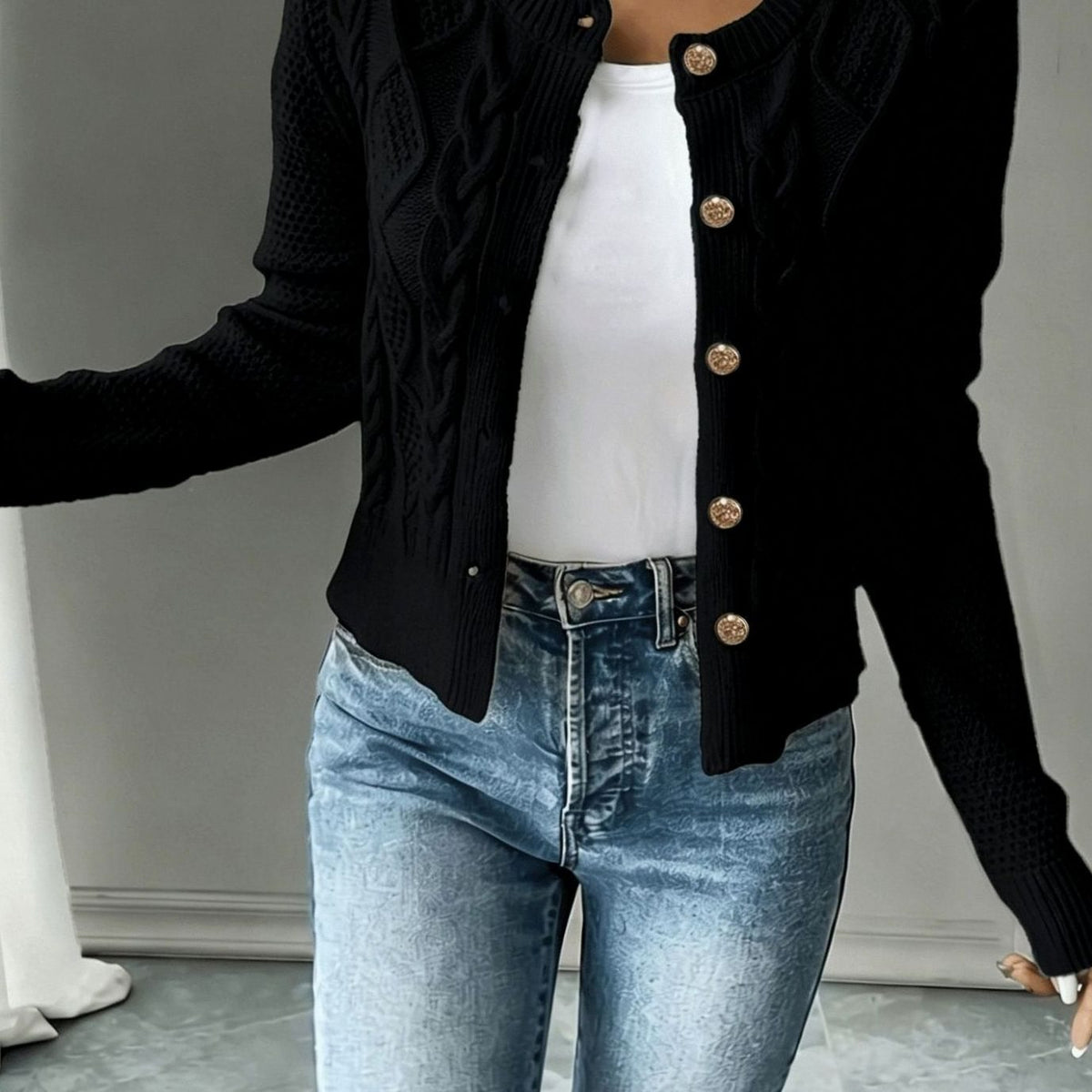 Penelope | Women's Cable-Knit Button-Front Cropped Cardigan Sweater