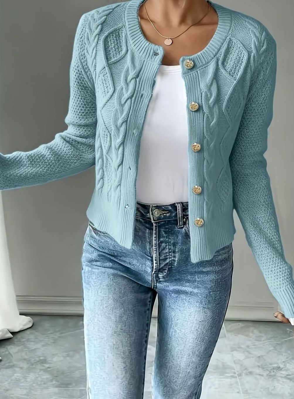 Penelope | Women's Cable-Knit Button-Front Cropped Cardigan Sweater