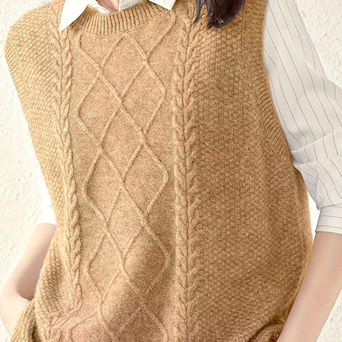 Aria | Women's Cable-Knit Sleeveless Sweater Vest Round Neck