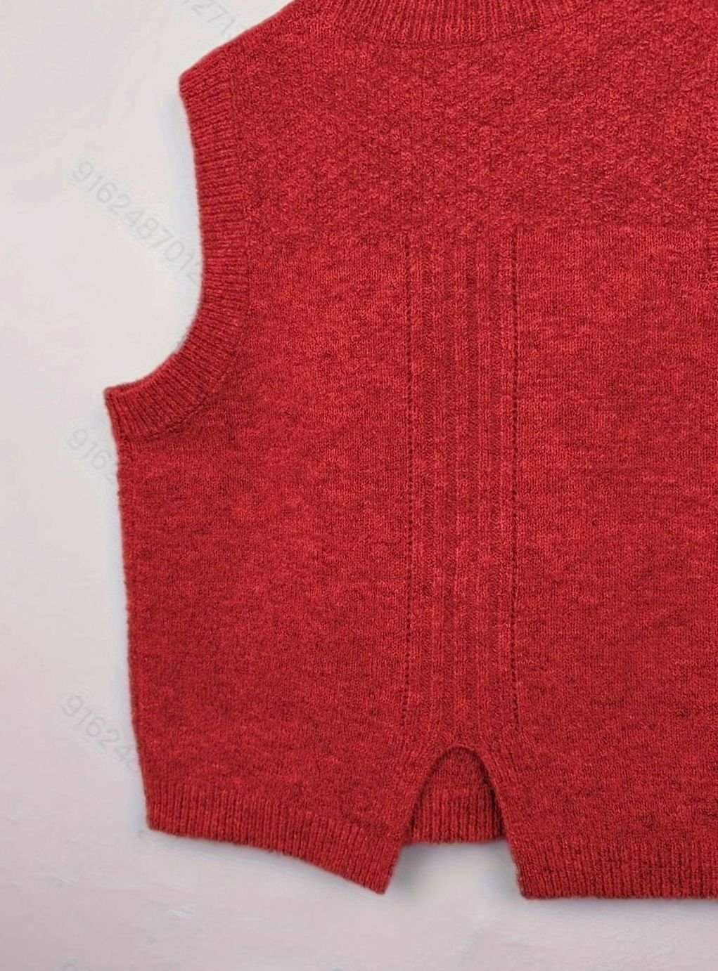 Aria | Women's Cable-Knit Sleeveless Sweater Vest Round Neck