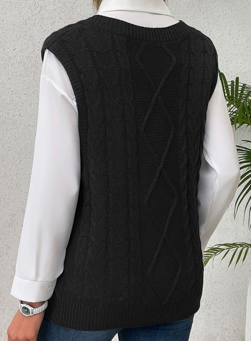 Grace | Women's Cable-Knit V-Neck Sweater Vest Relaxed Fit