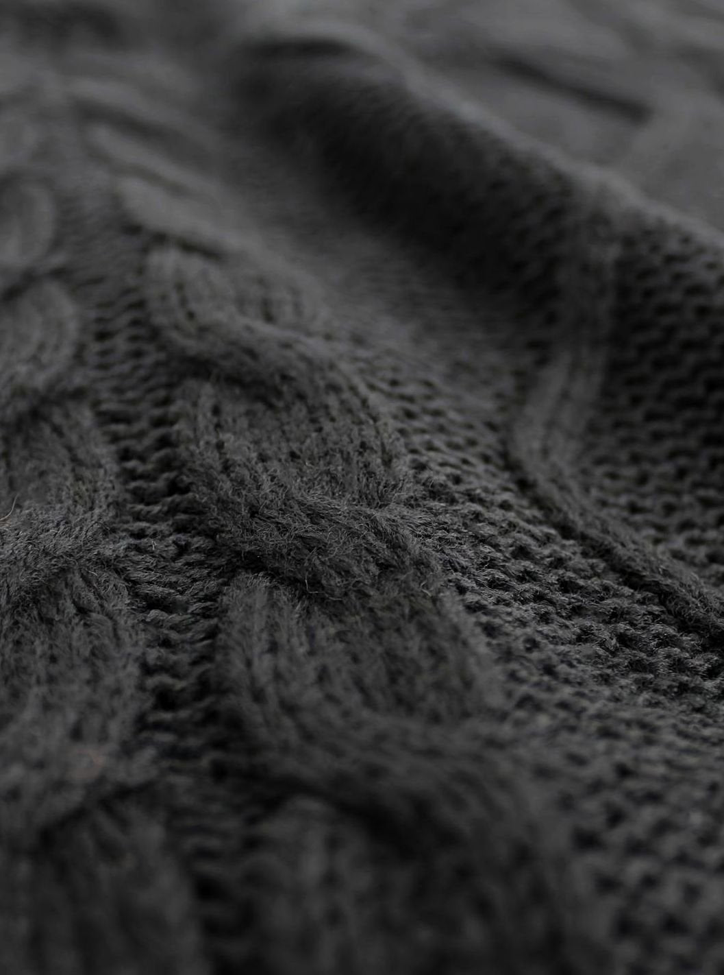 Grace | Women's Cable-Knit V-Neck Sweater Vest Relaxed Fit