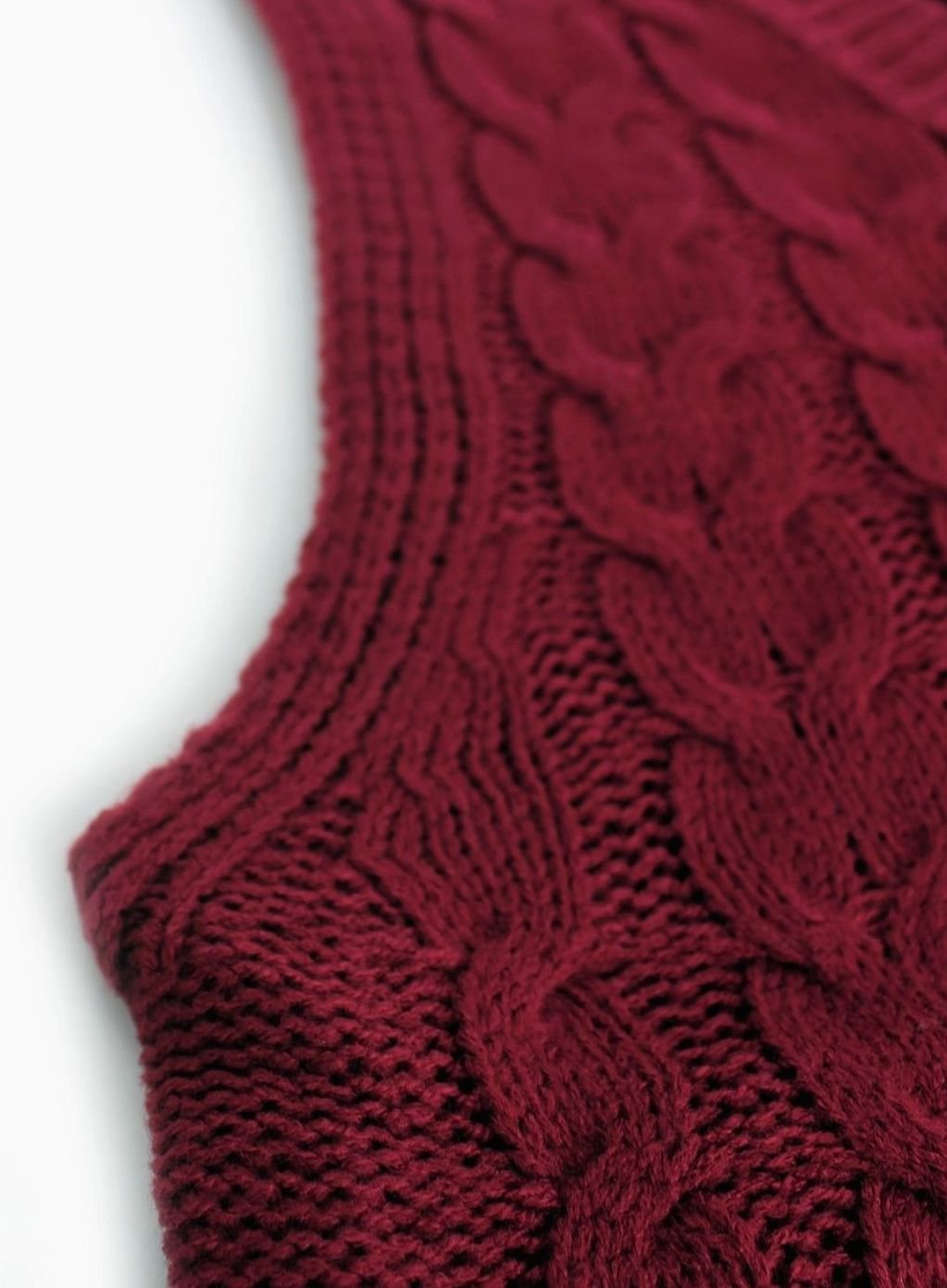 Grace | Women's Cable-Knit V-Neck Sweater Vest Relaxed Fit