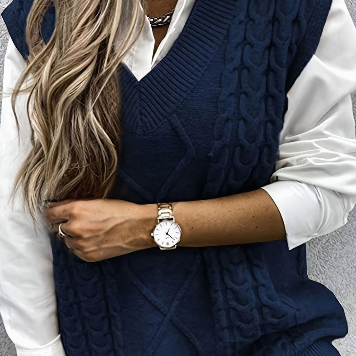 Grace | Women's Cable-Knit V-Neck Sweater Vest Relaxed Fit