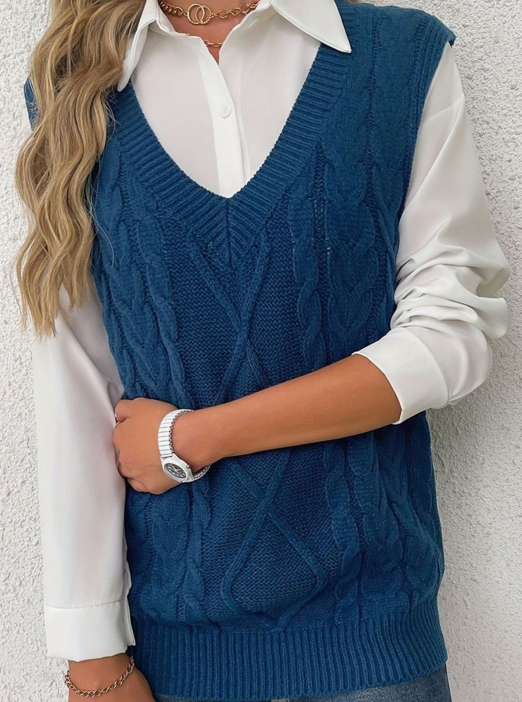 Grace | Women's Cable-Knit V-Neck Sweater Vest Relaxed Fit