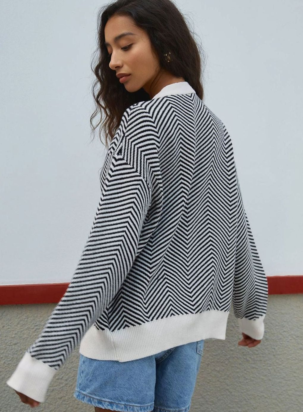 Olivia | Women's Chevron Knit V-Neck Button-Up Cardigan