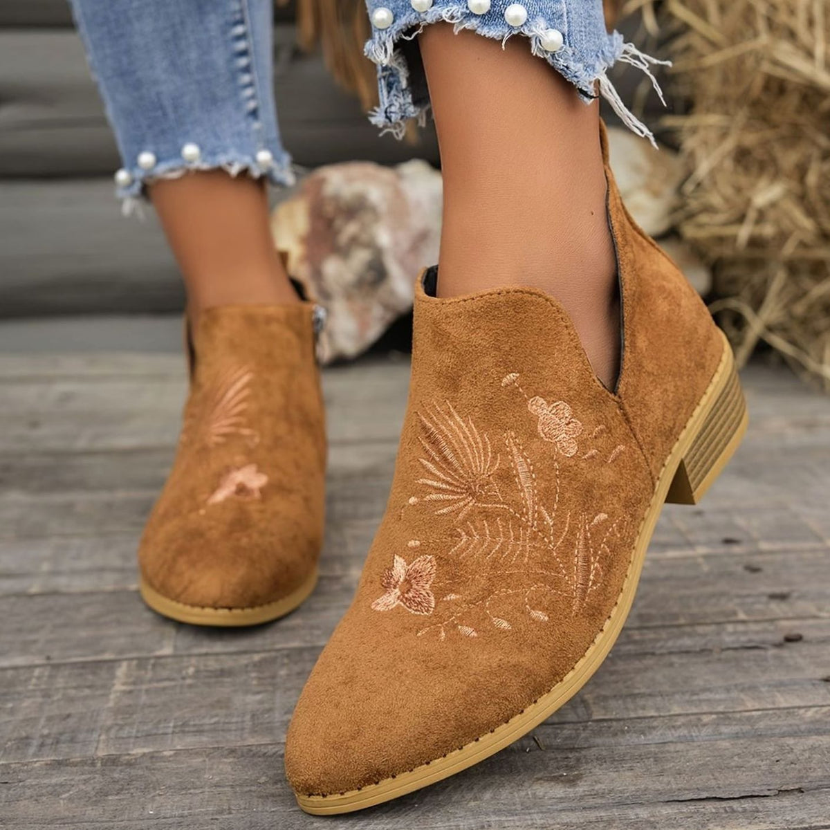 Sophia | Women's Embroidered Low-Heel Pointed-Toe Ankle Boots