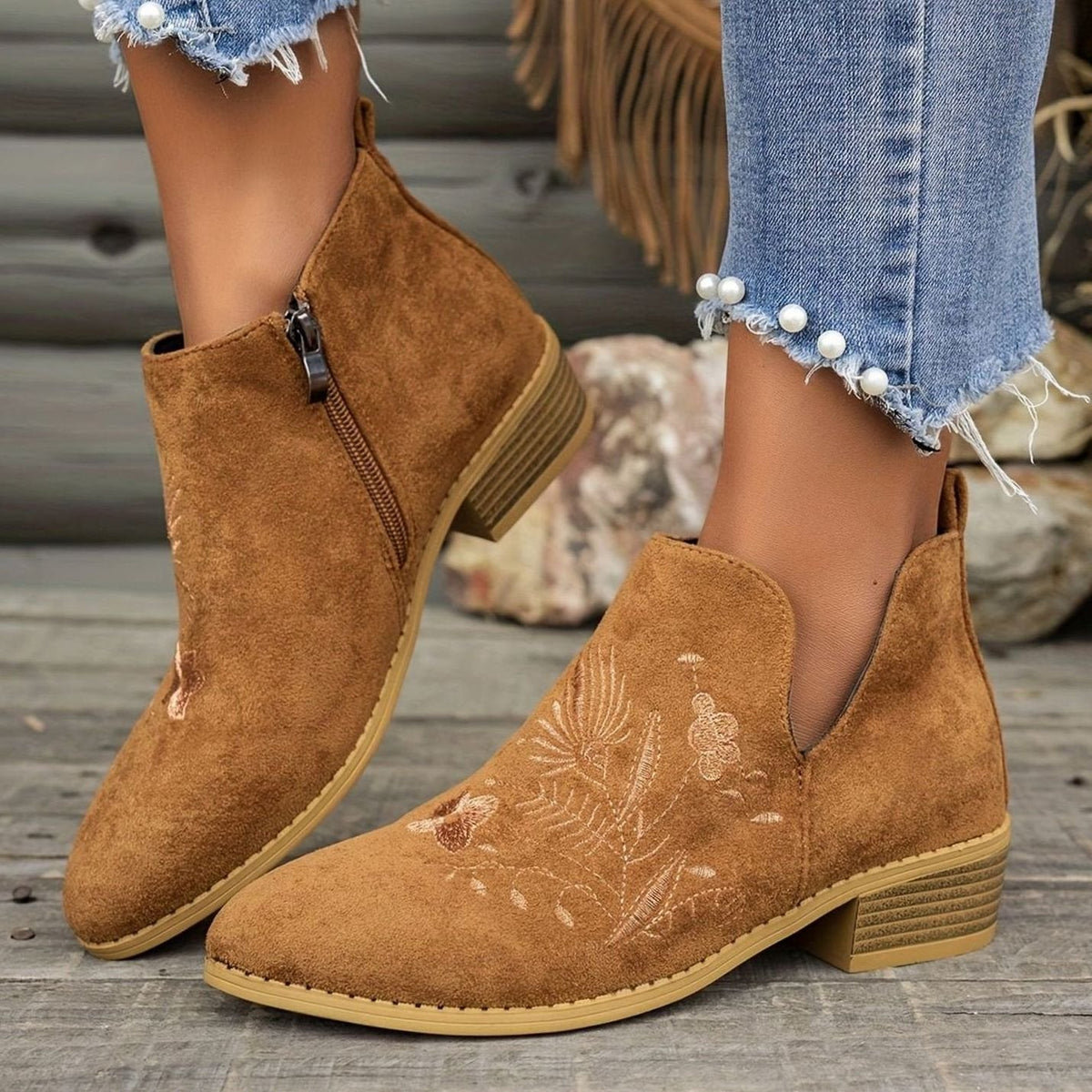 Sophia | Women's Embroidered Low-Heel Pointed-Toe Ankle Boots