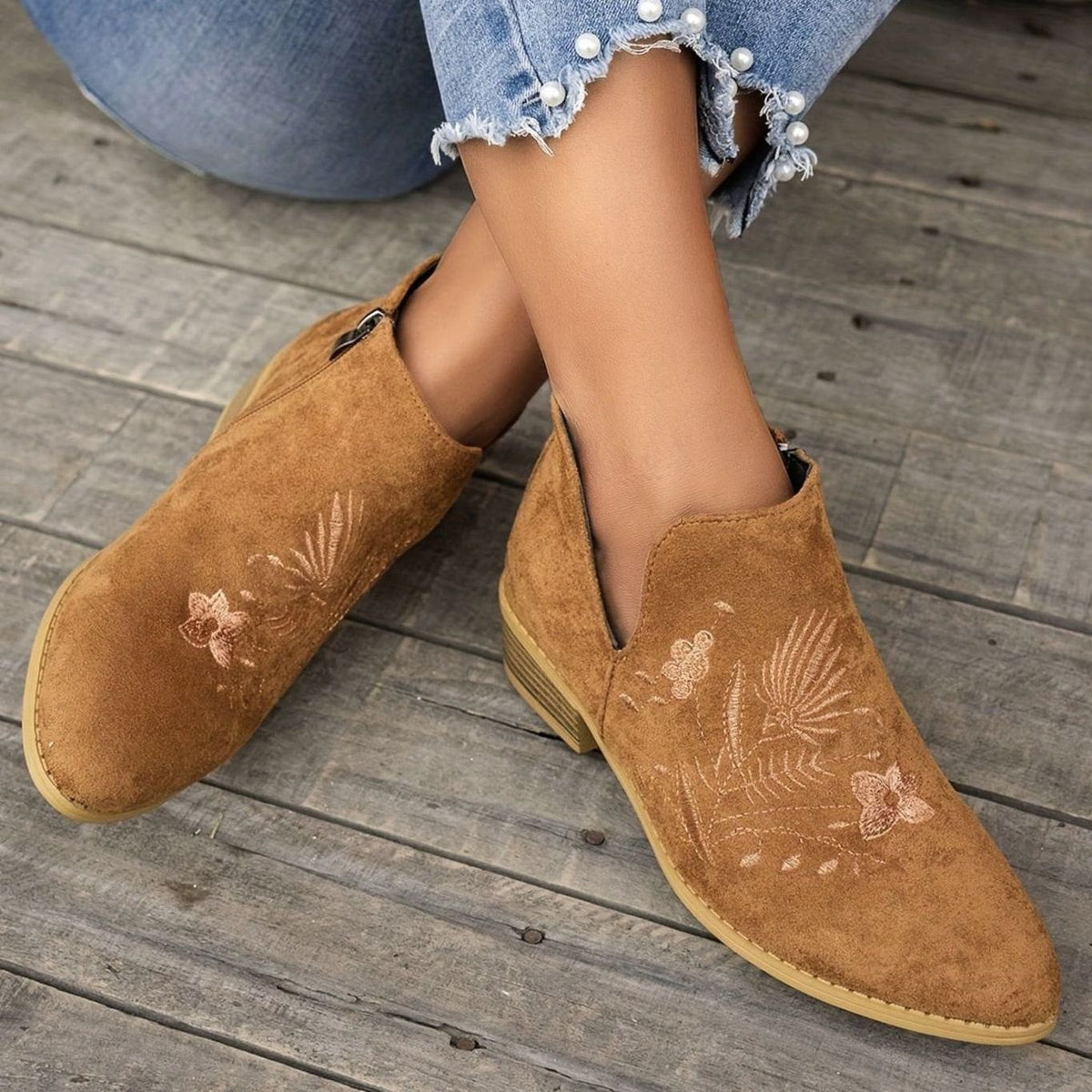 Sophia | Women's Embroidered Low-Heel Pointed-Toe Ankle Boots