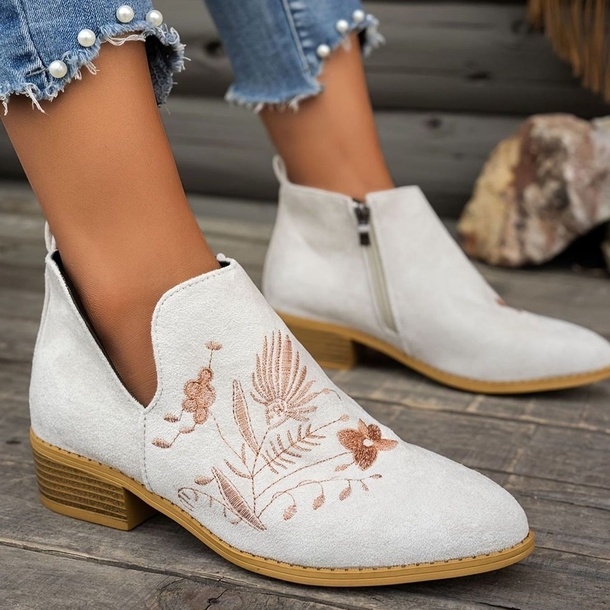 Sophia | Women's Embroidered Low-Heel Pointed-Toe Ankle Boots