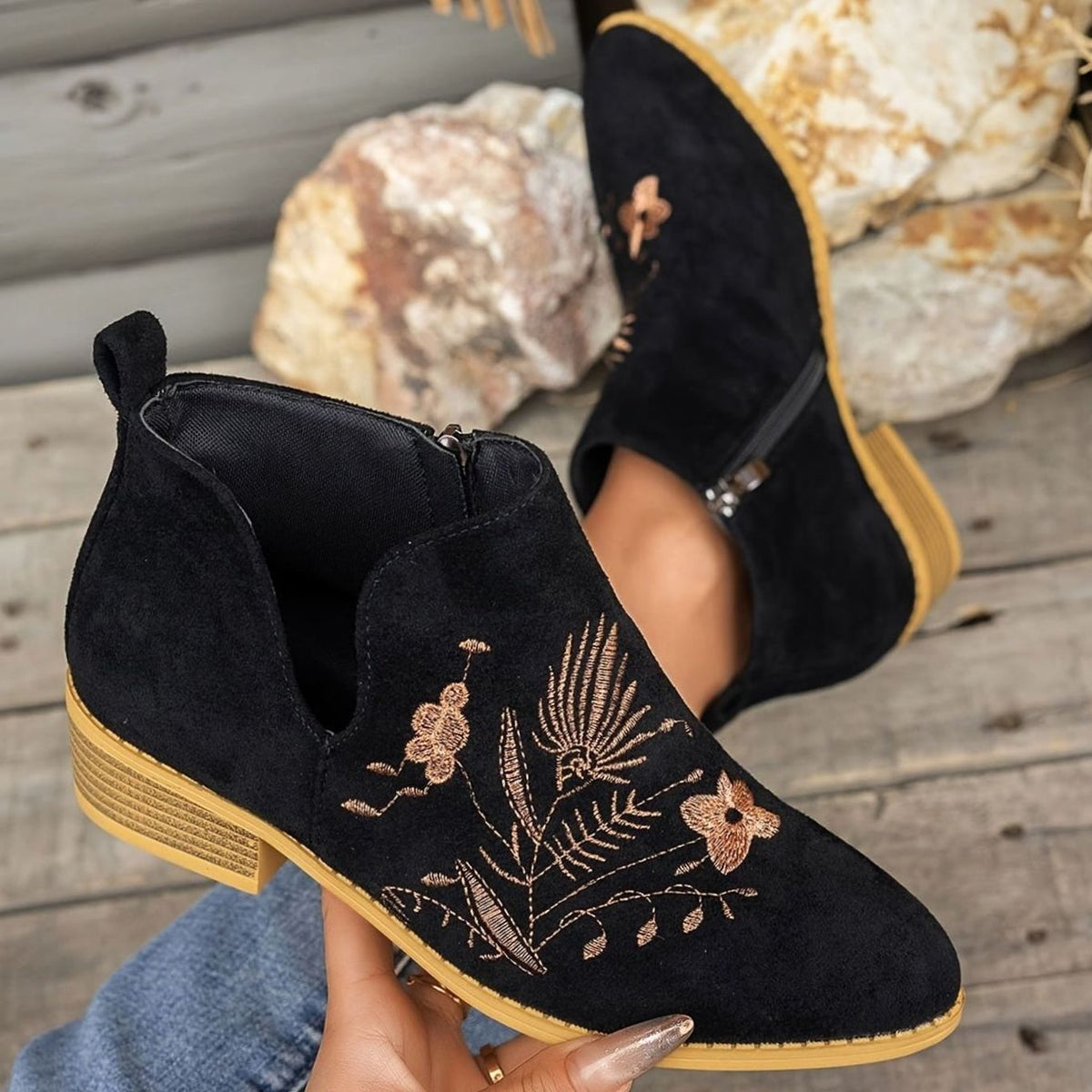 Sophia | Women's Embroidered Low-Heel Pointed-Toe Ankle Boots