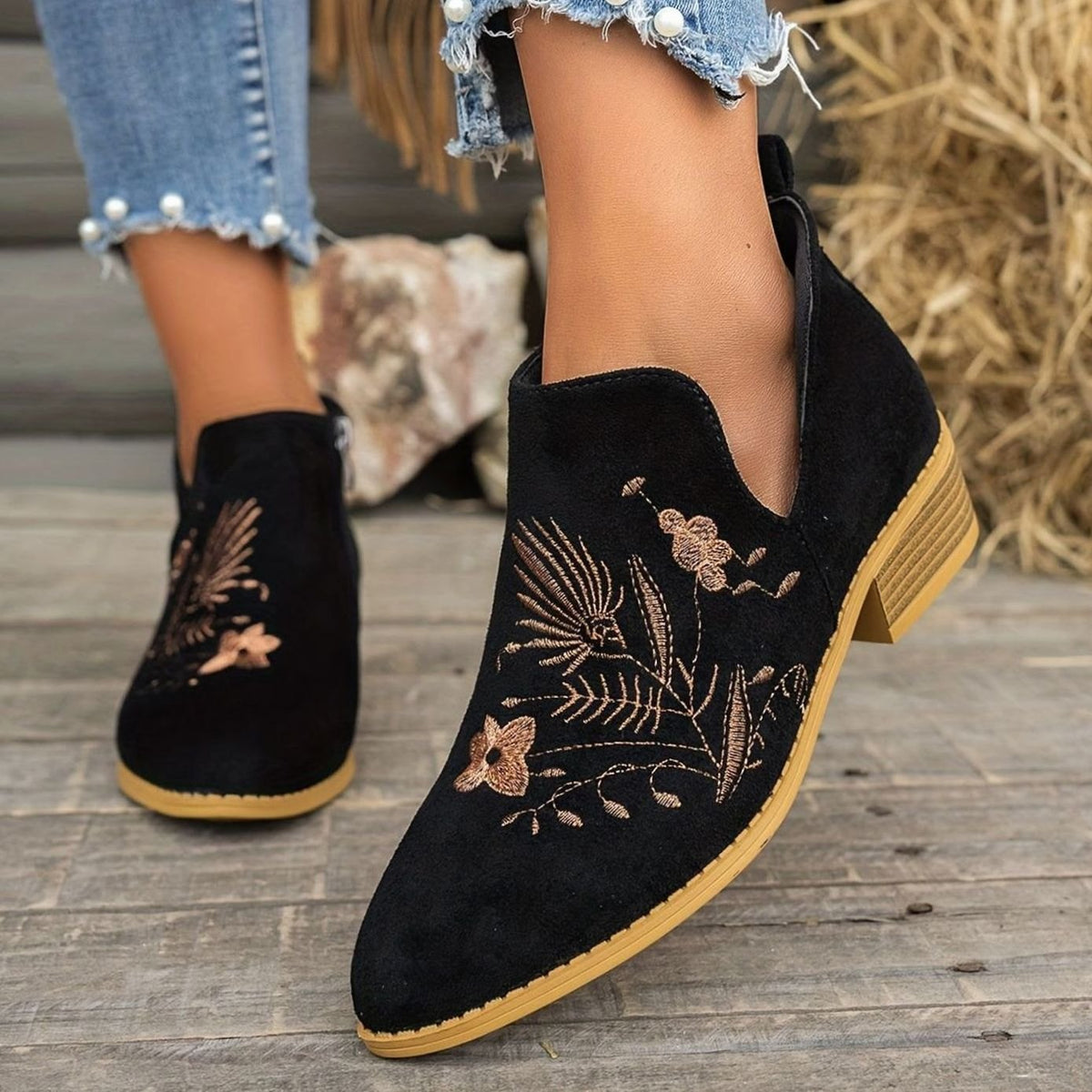 Sophia | Women's Embroidered Low-Heel Pointed-Toe Ankle Boots