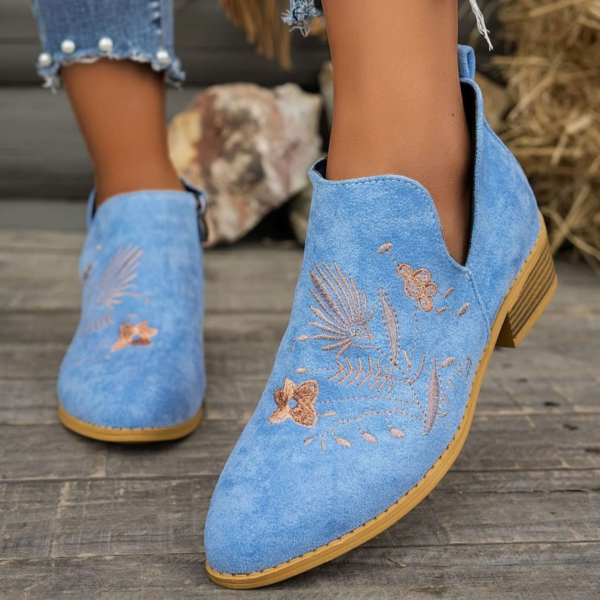 Sophia | Women's Embroidered Low-Heel Pointed-Toe Ankle Boots