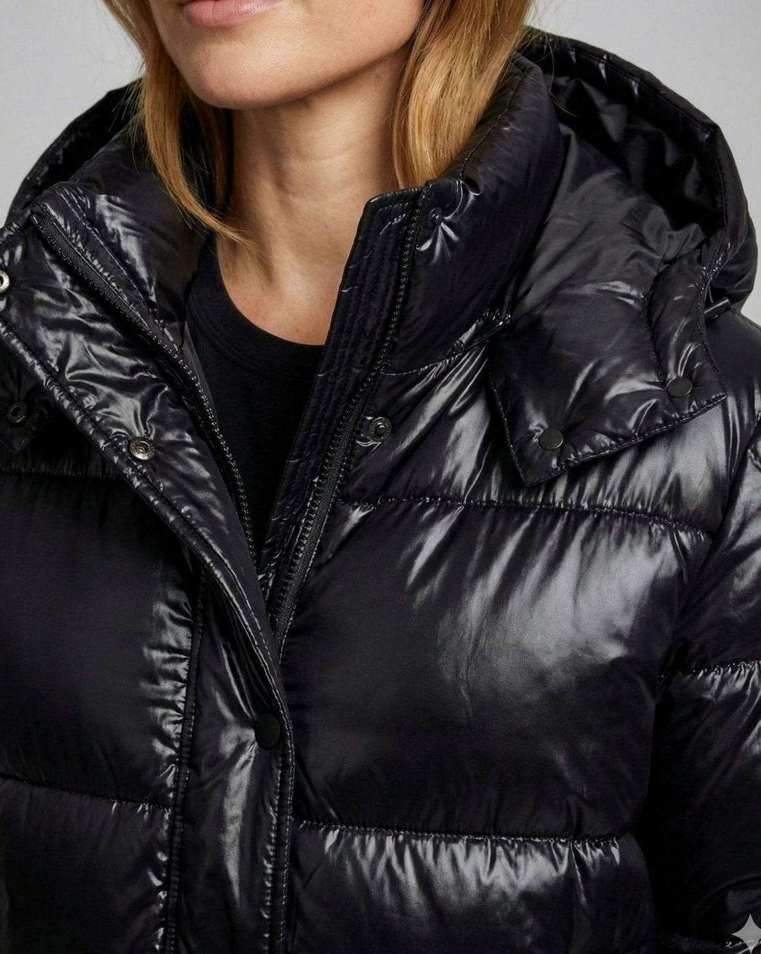 Mia | Women's Glossy Hooded Loose-Fit Quilted Jacket