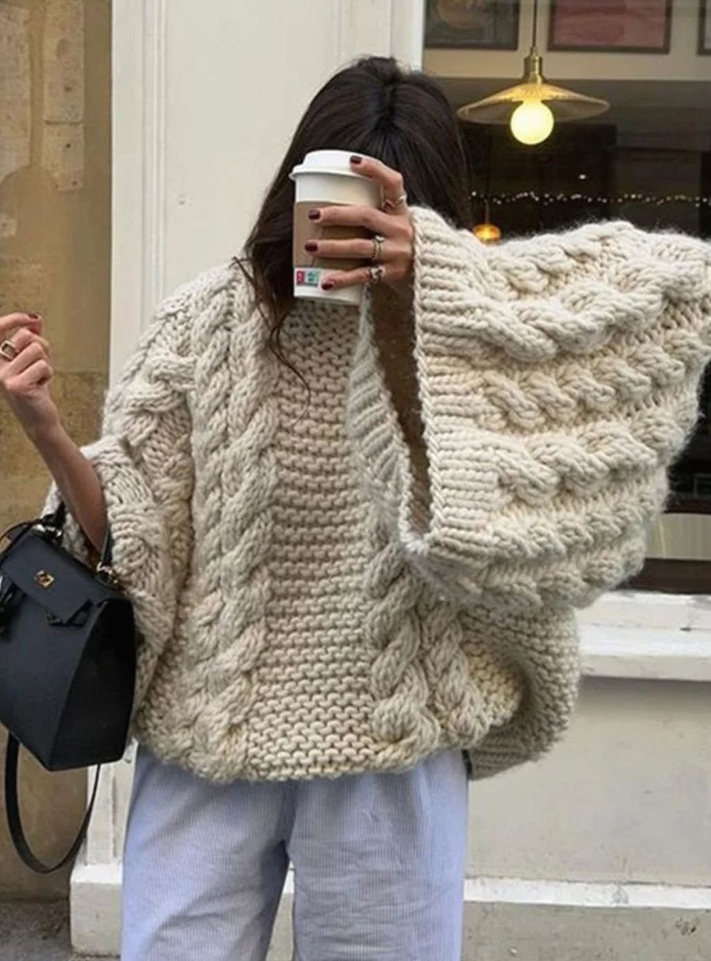 Mia | Women's Oversized Cable-Knit Chunky Crew Neck Sweater