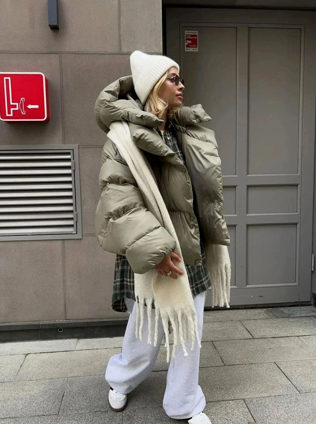 Isabella | Women's Oversized Quilted Puffer Jacket Stand-Up Collar