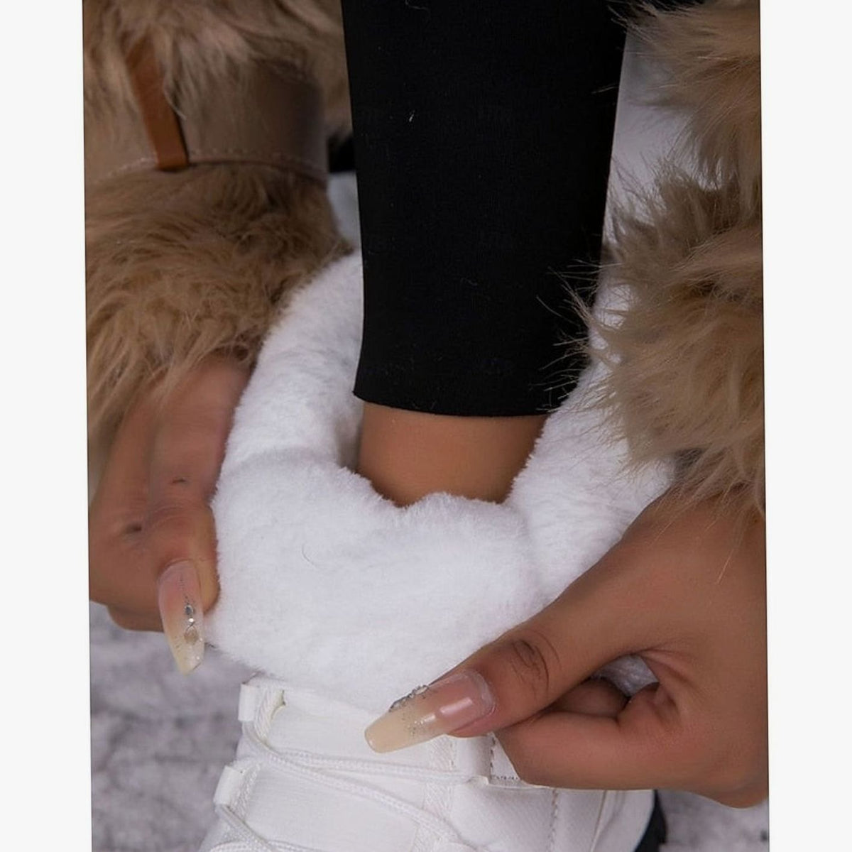 Mia | Women's Plush-Lined Lace-Up Snow Boots, White