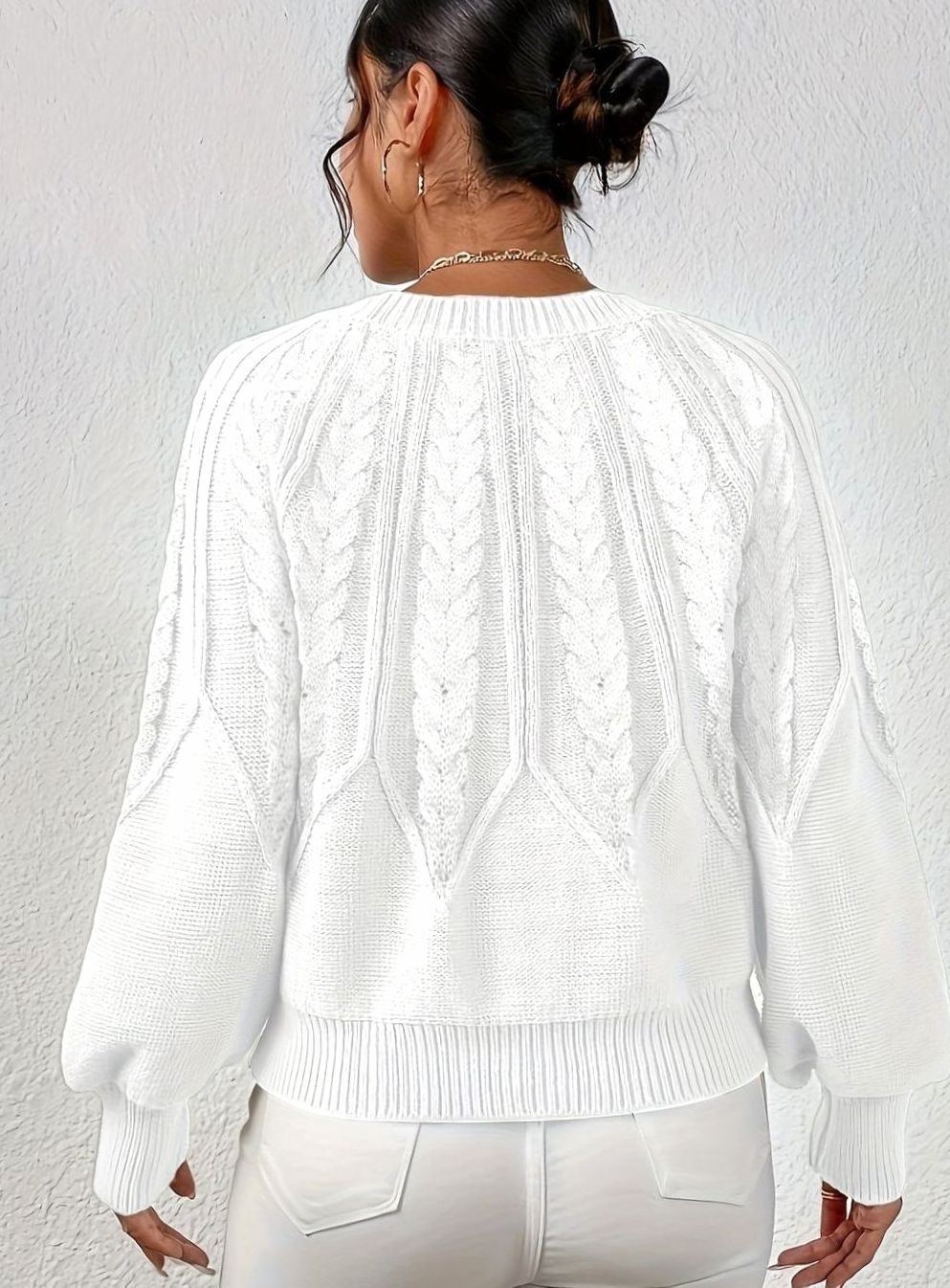 Amelia | Women's Relaxed Cable-Knit Lantern Sleeve Sweater