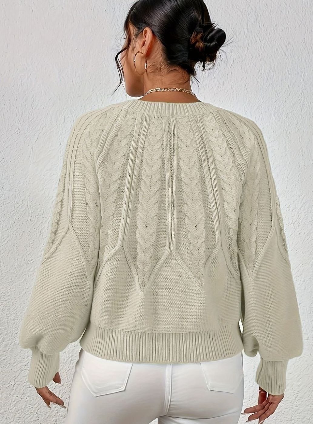 Amelia | Women's Relaxed Cable-Knit Lantern Sleeve Sweater