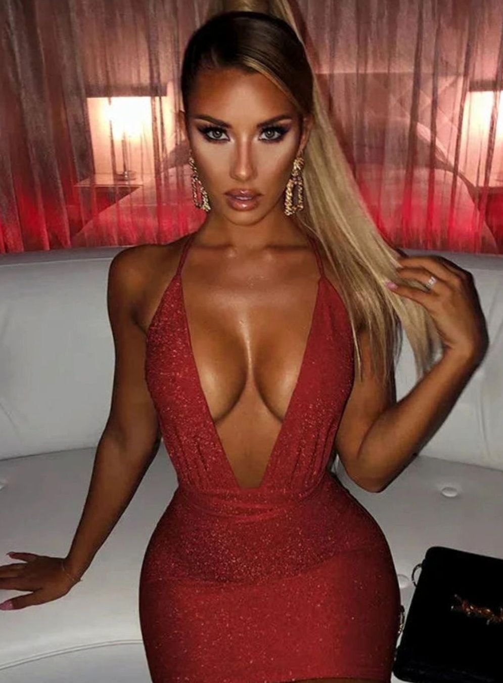 Layla | Women's Sequin Halter Deep V-Neck Backless Bodycon Mini Dress