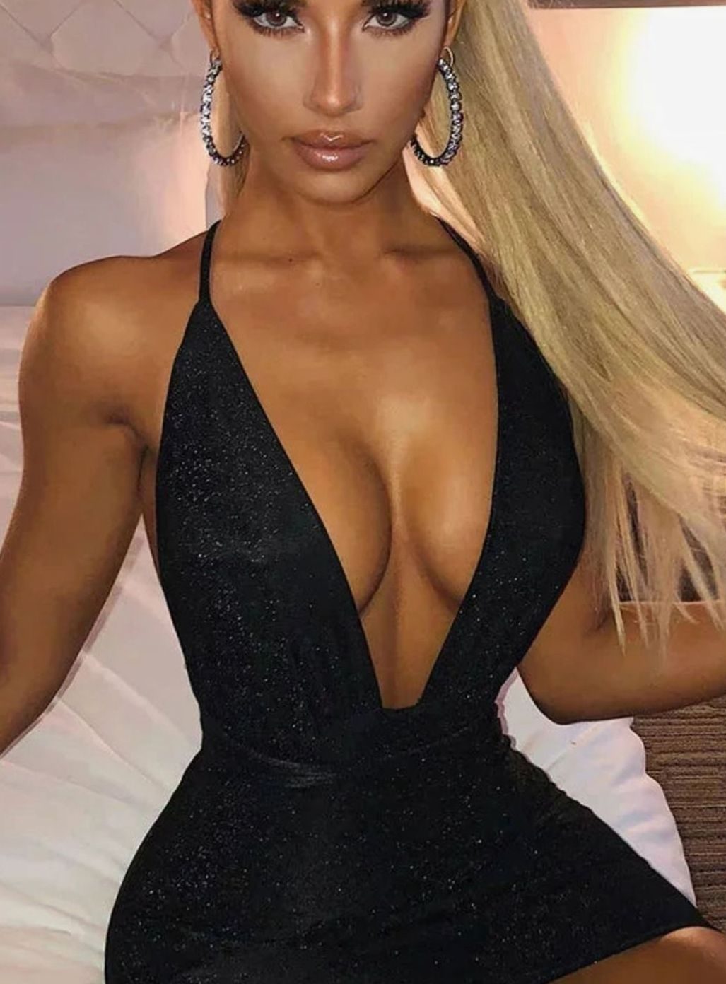 Layla | Women's Sequin Halter Deep V-Neck Backless Bodycon Mini Dress