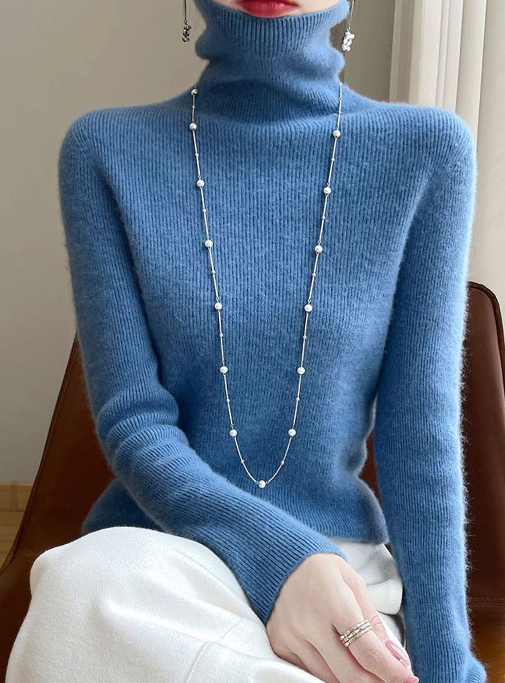 Olivia | Women's Slim-Fit Ribbed Turtleneck Sweater