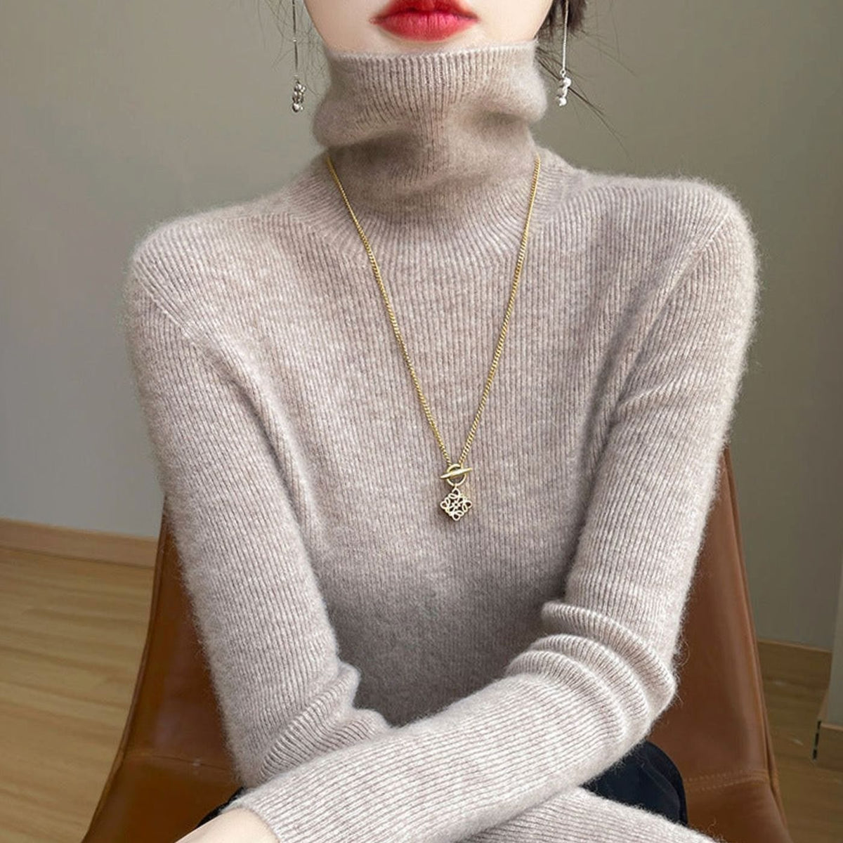 Olivia | Women's Slim-Fit Ribbed Turtleneck Sweater