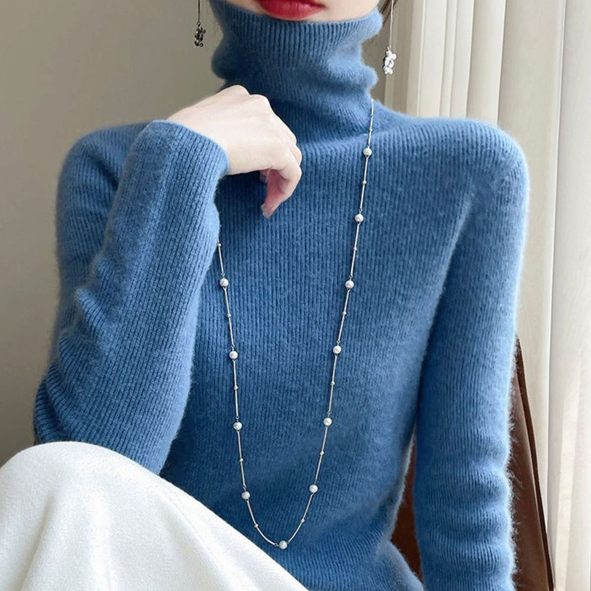 Olivia | Women's Slim-Fit Ribbed Turtleneck Sweater