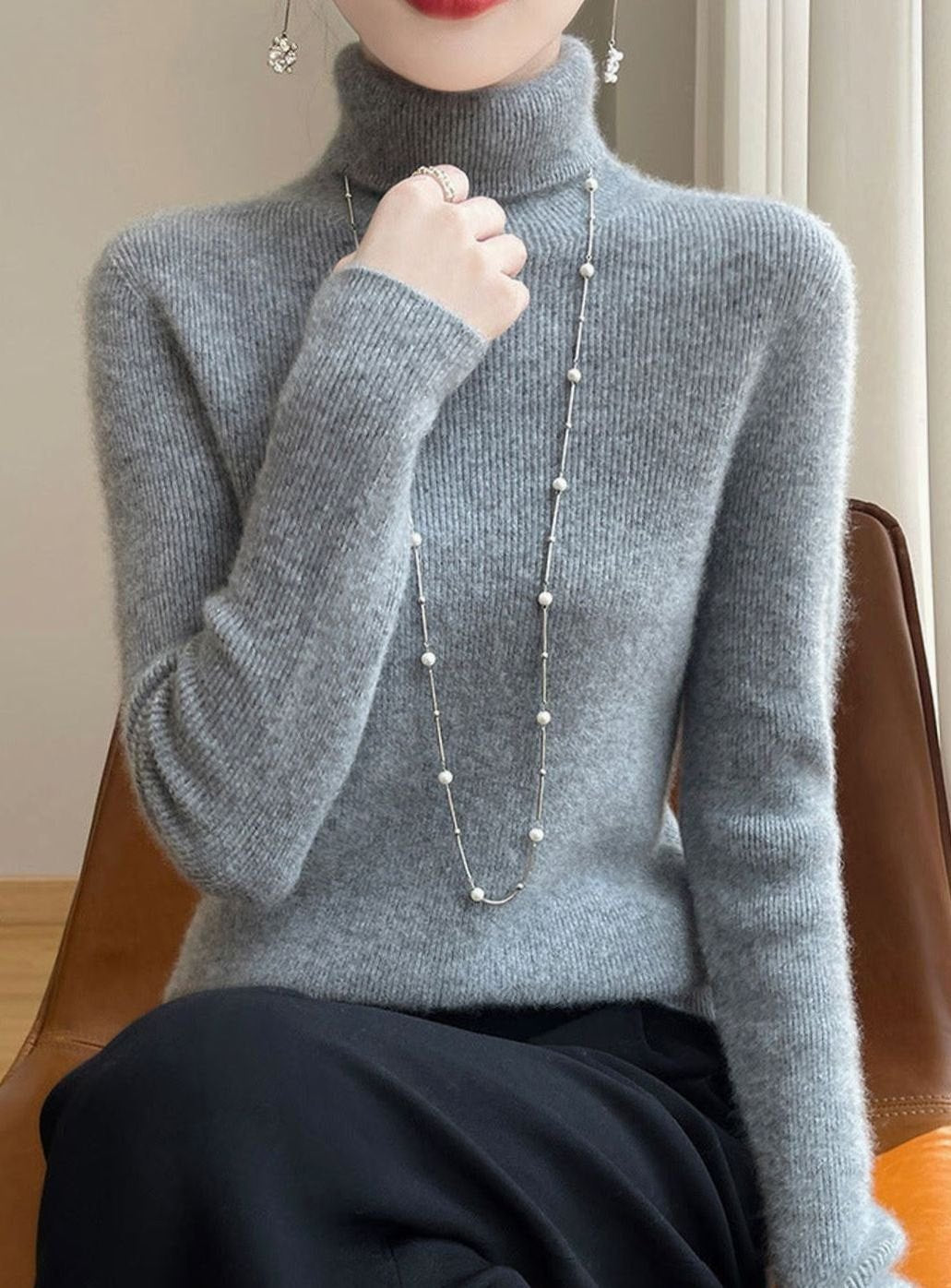 Olivia | Women's Slim-Fit Ribbed Turtleneck Sweater