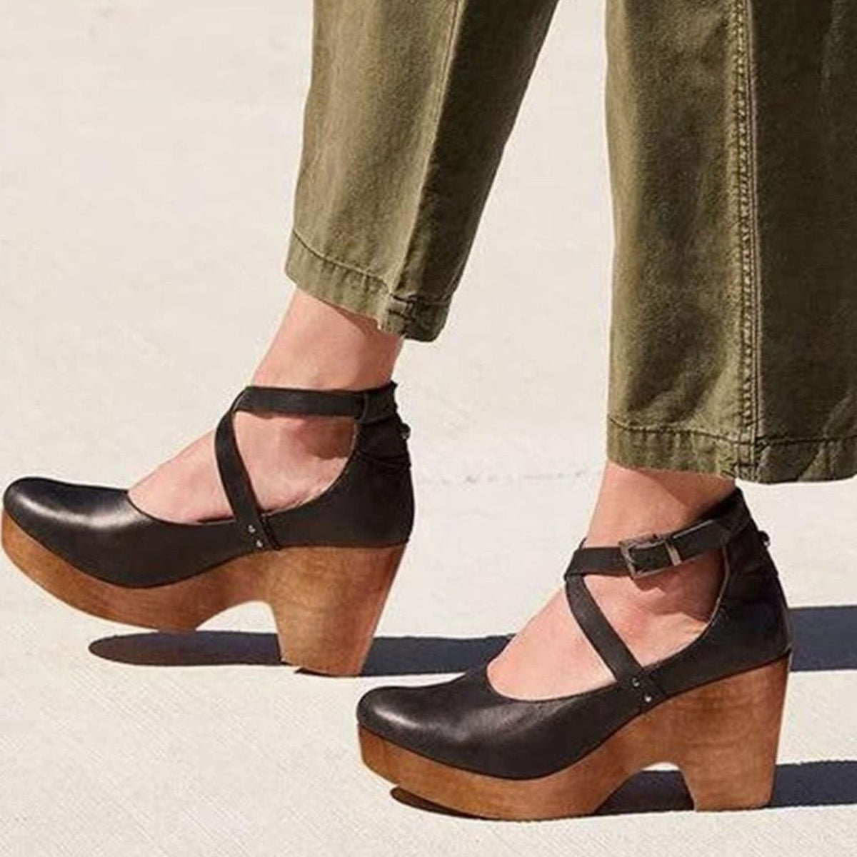 Harper | Women's Vintage Cross-Strap Block-Heel Mary Jane Pumps