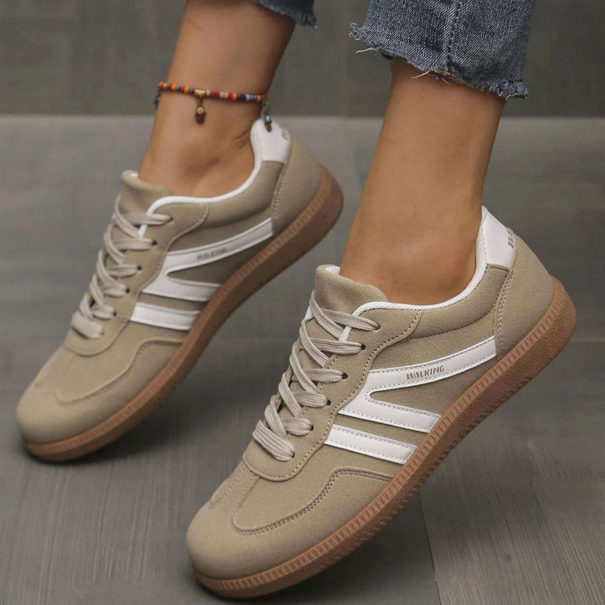 Mia | Women's Wide Toe Box Orthopedic Lace-Up Sneakers