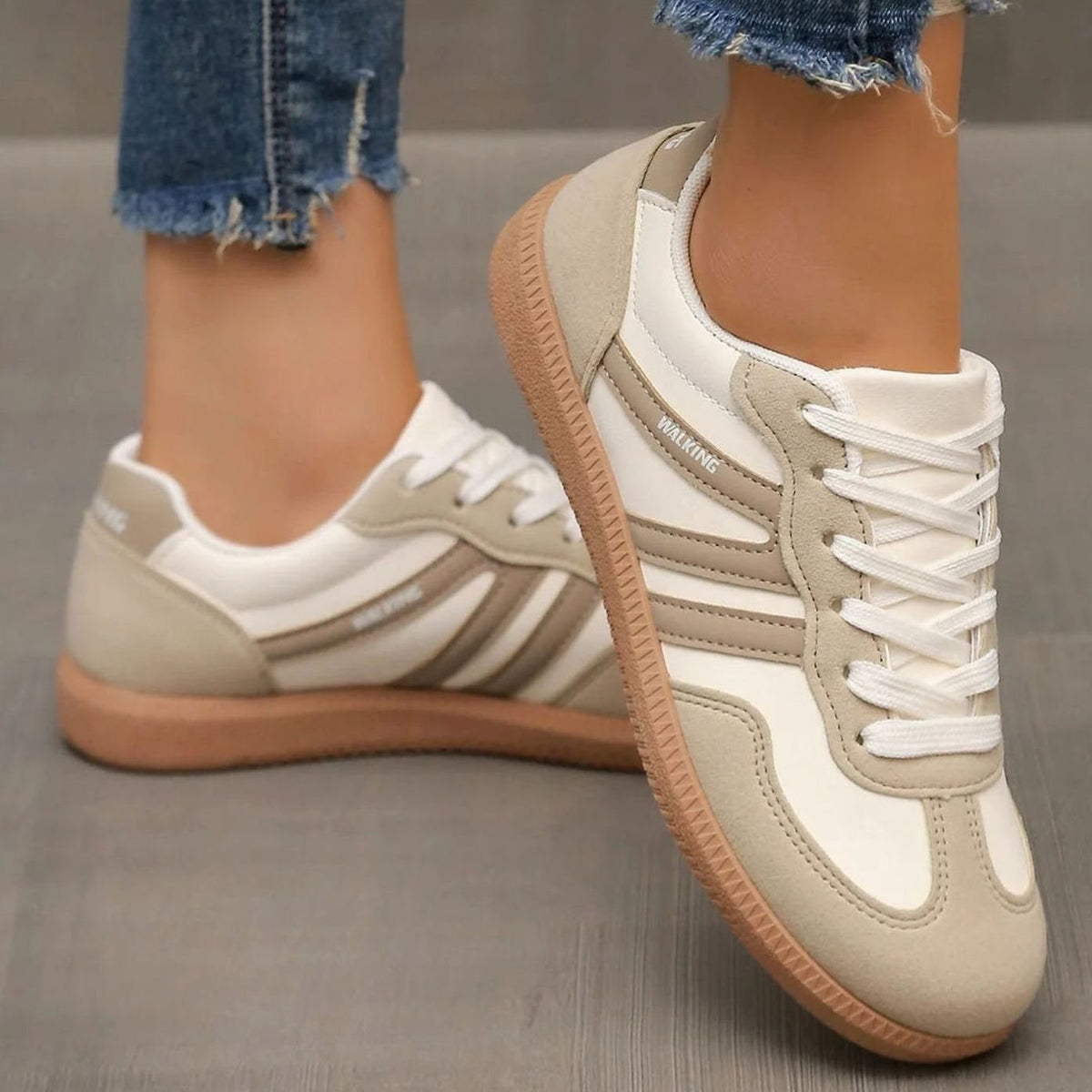 Mia | Women's Wide Toe Box Orthopedic Lace-Up Sneakers