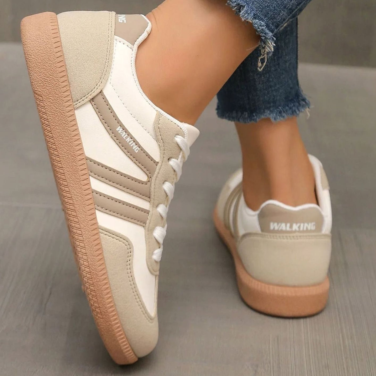Mia | Women's Wide Toe Box Orthopedic Lace-Up Sneakers